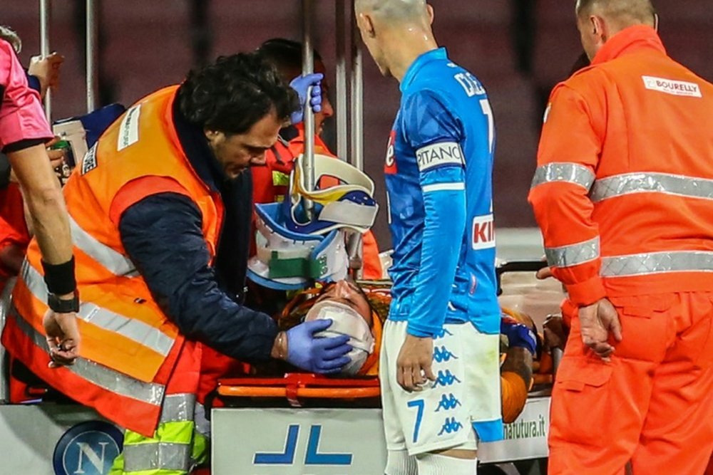 David Ospina, blessé à la tête lors dun choc avec un attaquant d'Udinese. AFP