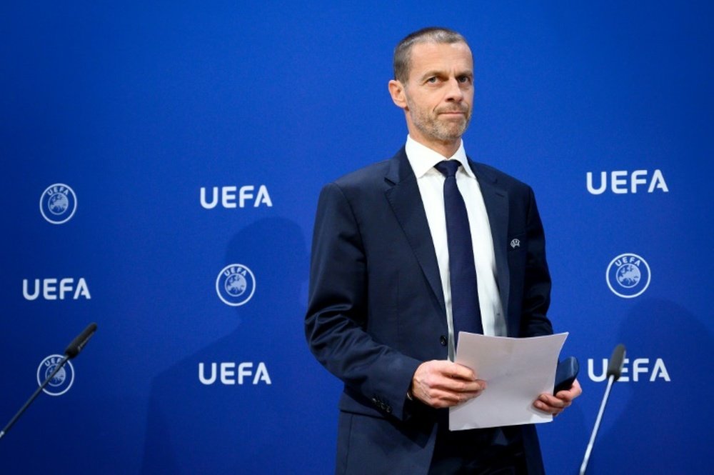 Réunion de crise à l'UEFA, l'Euro de football menacé. AFP