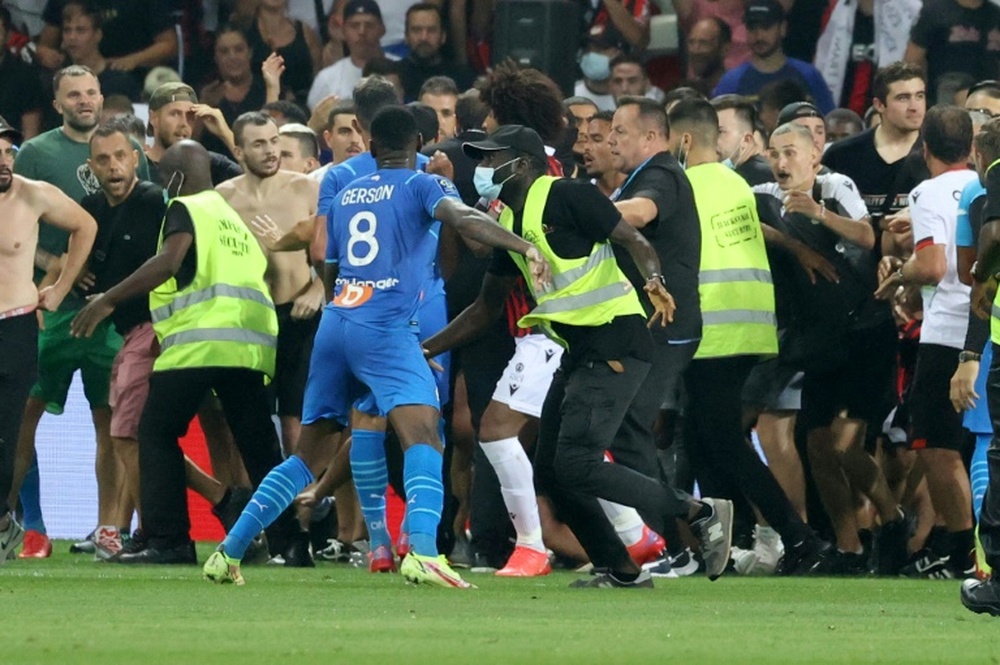 Incidents Nice-OM: cinq supporteurs niçois finalement jugés en février. afp
