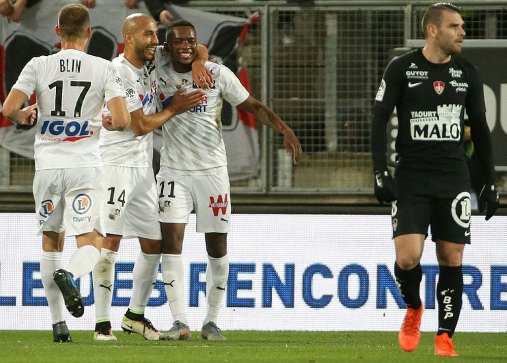 Fin de série pour Brest à Amiens. AFP