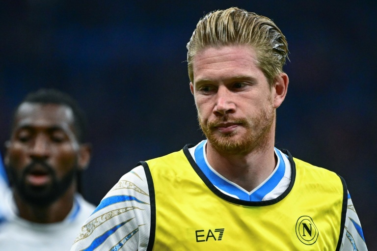Antonio Conte, técnico do Napoli, adverte Kevin De Bruyne