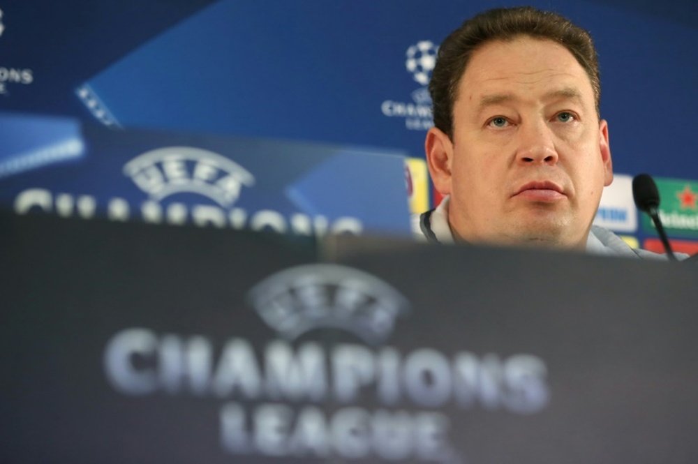 Le coach du CSKA Leonid Sloutski face aux reporters à Monaco, le 1er novembre 2016