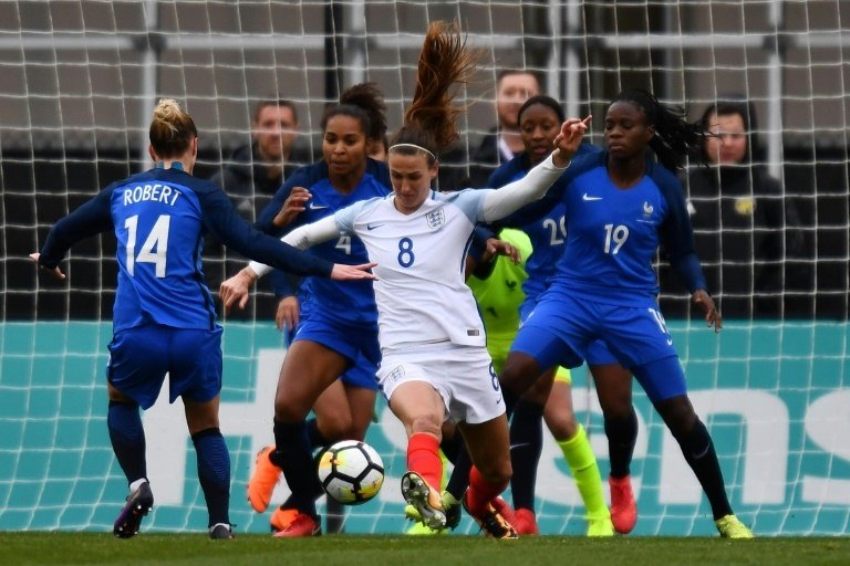 Les Bleues séchées d'entrée par les Anglaises