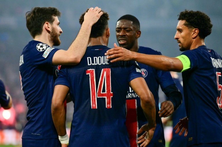 Sans Dembélé, le PSG s'en remet à Doué et 'Kvara'