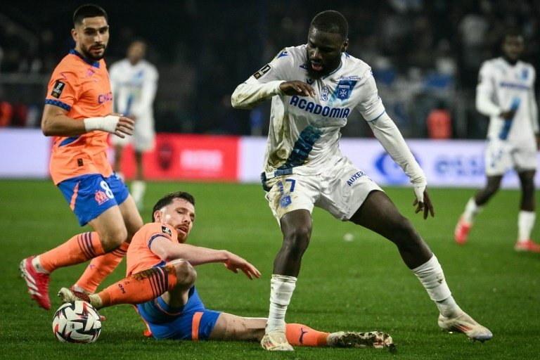 Marseille balayé par l'AJ Auxerre