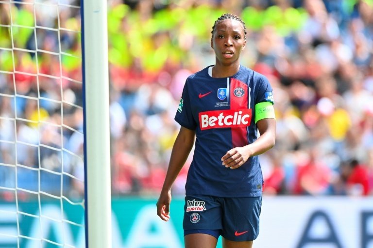 La milieu française du PSG Grace Geyoro, sous contrat avec Paris jusqu'en 2028, a signé à London City Lionesses pour un montant record de 1,65 million d'euros, a appris l'AFP d'une source proche des négociations.