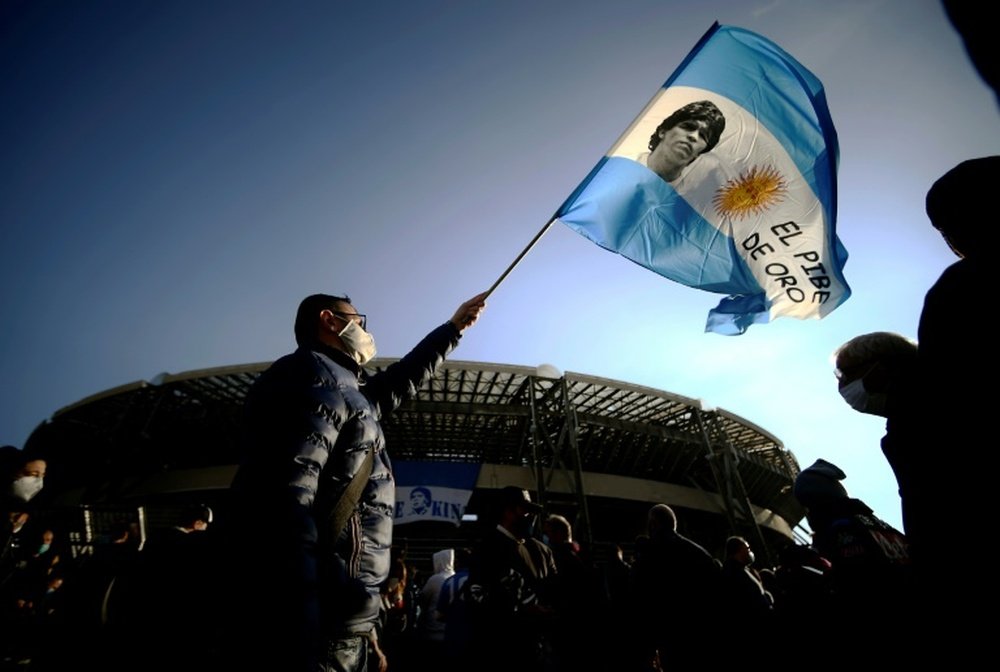 Le stade de Naples officiellement rebaptisé du nom de Diego Armando Maradona. AFP