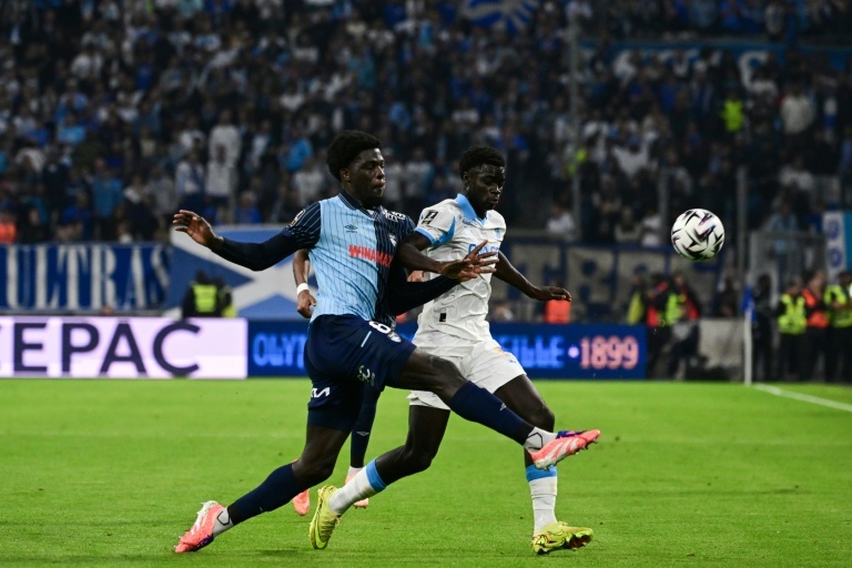 Greenwood marque quatre fois, l'OM passe en tête