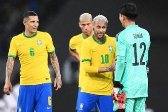 Le Brésil conforté comme N.1 mondial, la France tombe du podium .AFP