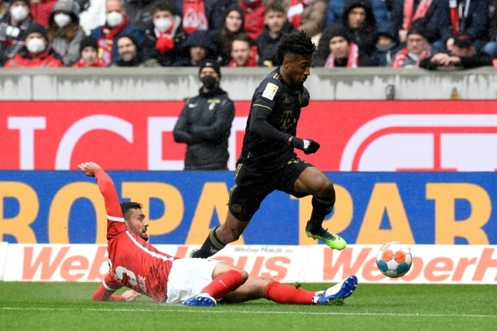 Le Bayern gagne à Fribourg et met la pression sur Dortmund