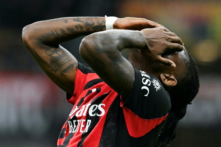 L'AC Milan contrarié par Pise