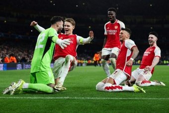 Arsenal a forcé le verrou des quarts de finale de la Ligue des champions, une première en quatorze ans, mardi en mettant au tapis un FC Porto plus expérimenté mais emporté au bout du suspense et des tirs au but (1-0, 4-2 t.a.b.).