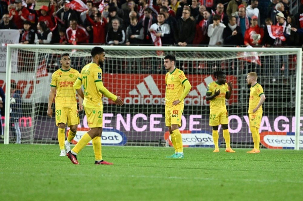 L1: Le cauchemar continue pour Nantes, battu à Brest et relégable. AFP
