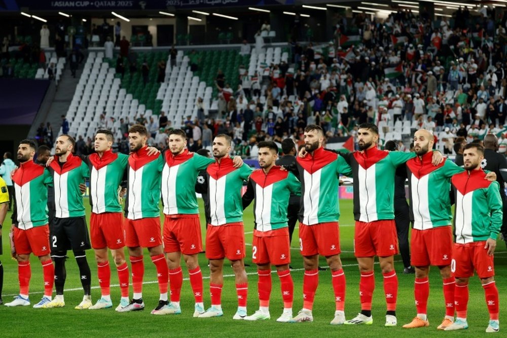 Une minute de silence avant la victoire de l'Iran face à la Palestine à la Coupe d'Asie. AFP