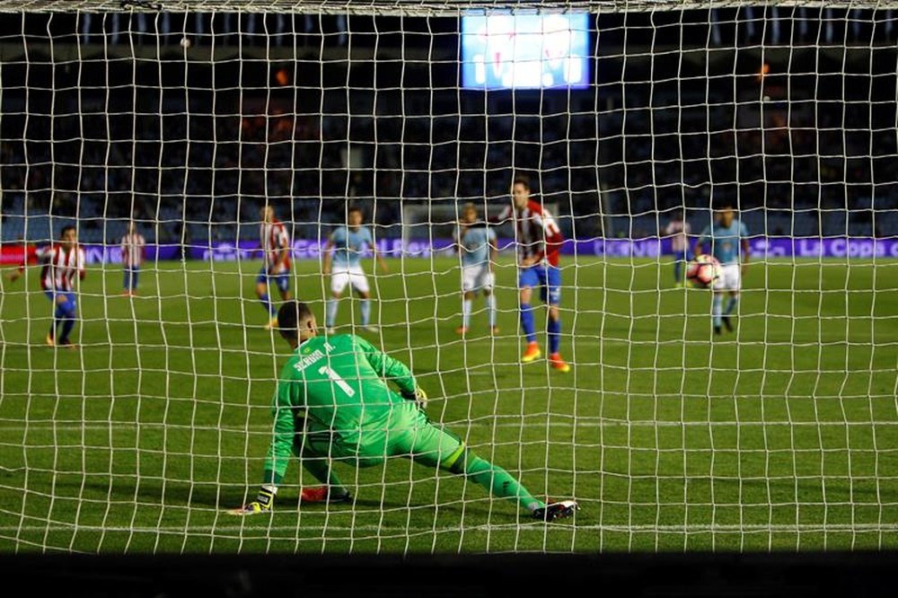El Sporting quiere repetir buen juego ante un Celta que hizo un esfuerzo en Europa. EFE/Archivo