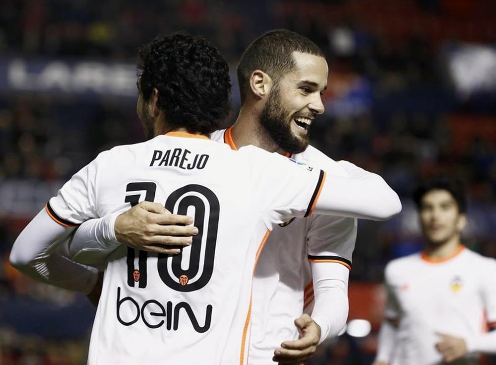 Mario Suárez, listo para volver tras perderse el Barcelona-Valencia. EFE