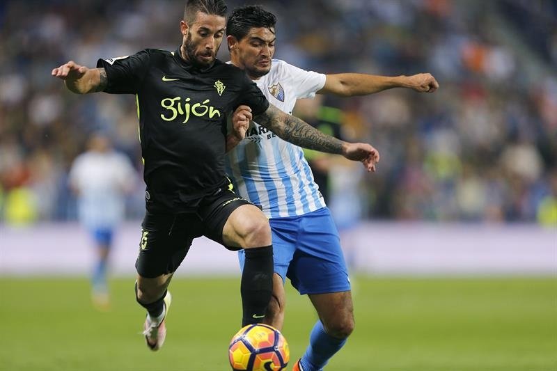 El Molinón mide las ganas de permanencia de Sporting y Málaga