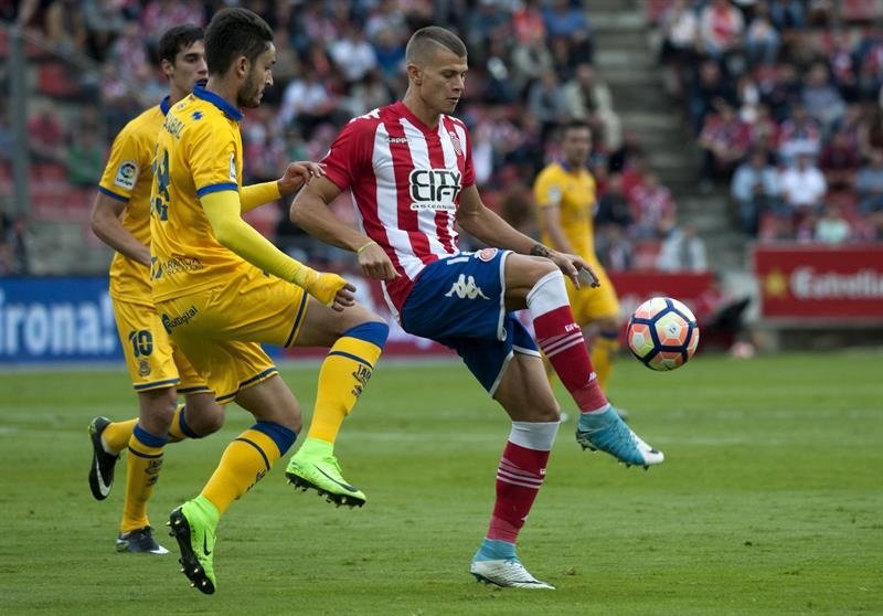 El Alcorcón frena al Girona y da vida al Getafe