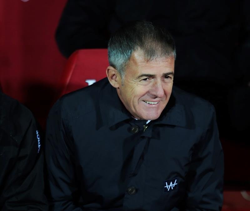 Alcaraz busca la continuidad en la primera convocatoria de Argelia