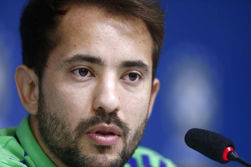 Flamengo lleva de vuelta a Everton Ribeiro al fútbol brasileño