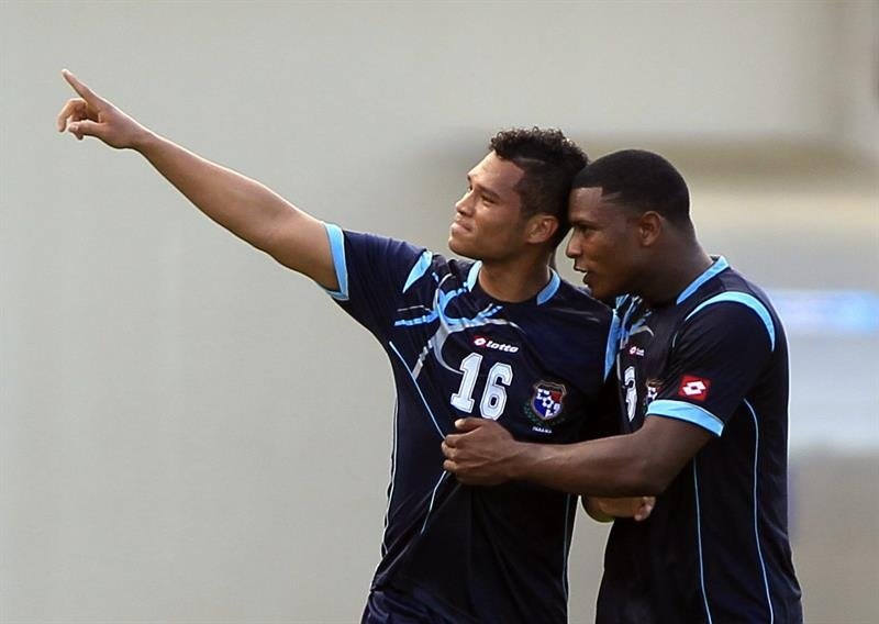 Blackburn no seguirá en las filas de Sporting Cristal y tampoco lo hará Ifrán. EFE