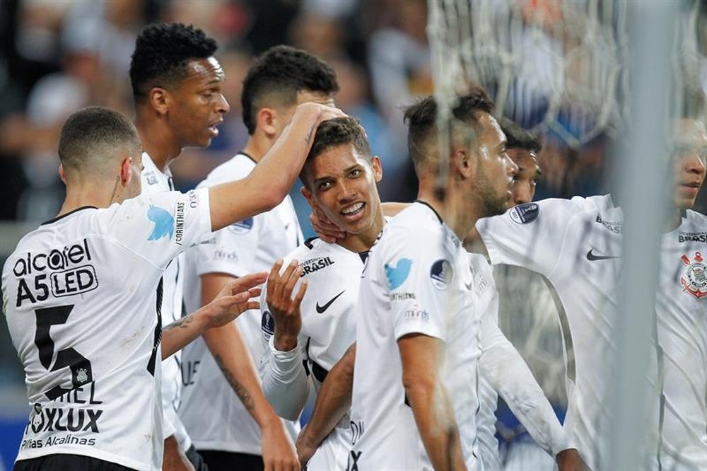 Corinthians sigue imparable: una derrota en 21 jornadas. EFE