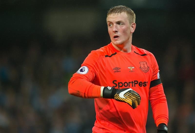 Pickford deja la convocatoria de Inglaterra por lesión