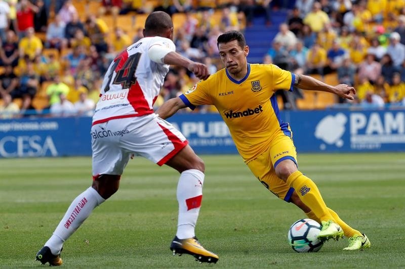 El Alcorcón pasa el rodillo sobre el Rayo