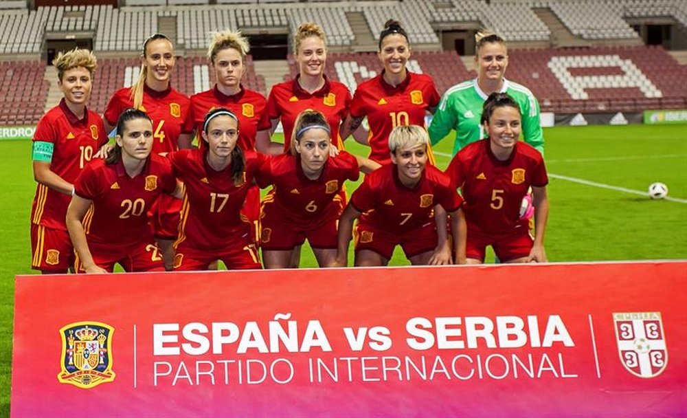 España cosechó ocho victorias en ocho partidos. EFE