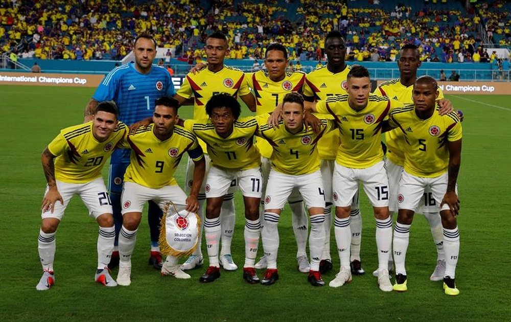 Colombia jugará ante Argentina sin saber quién será su futuro técnico. EFE