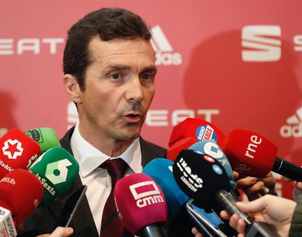 Guillermo Amor no quiso hablar sobre la posibilidad de que el Barça fiche a Isco. EFE