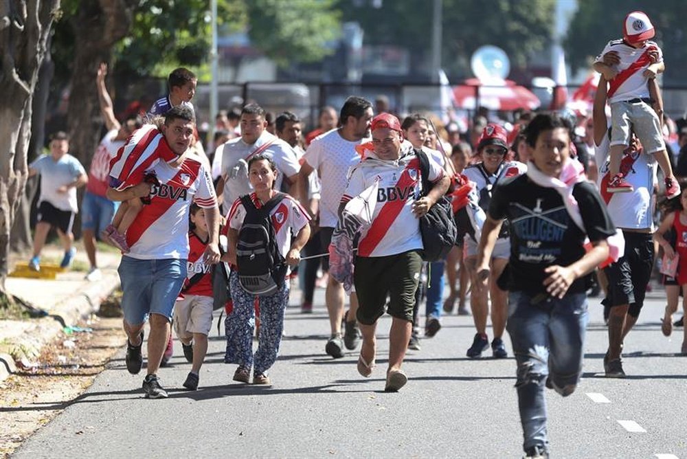 Los altercados de la Copa Libertadores dieron la vuelta al mundo. EFE