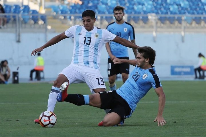 Argentina saca el billete para el Mundial a costa de Uruguay