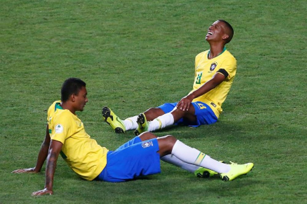 Brasil se llevó el choque por 1-0. EFE