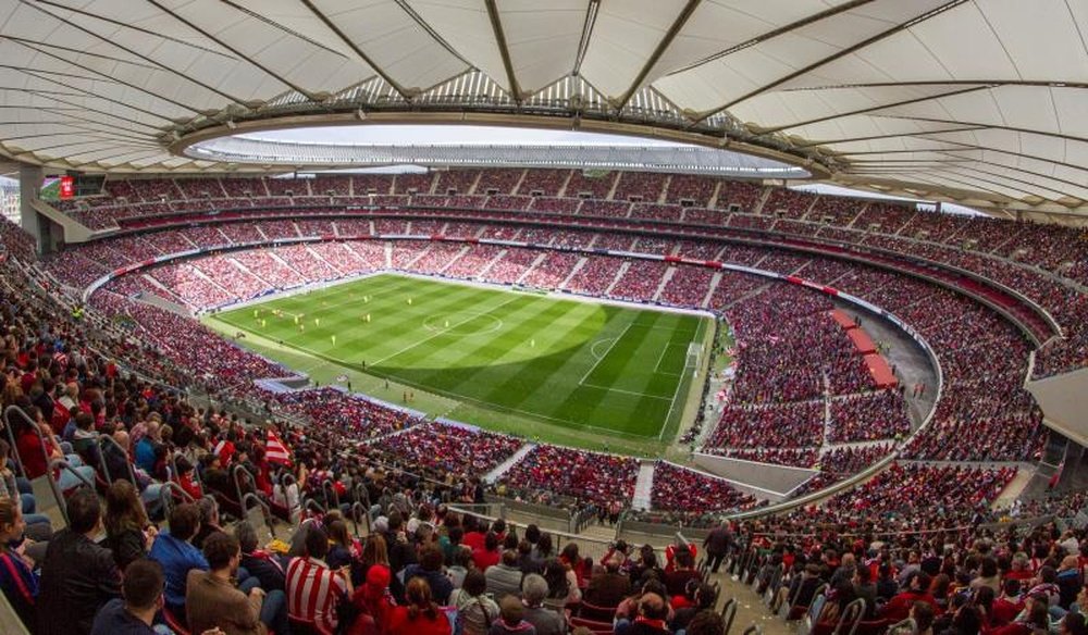 Casi 61.000 espectadores abarrotaron el Metropolitano. EFE