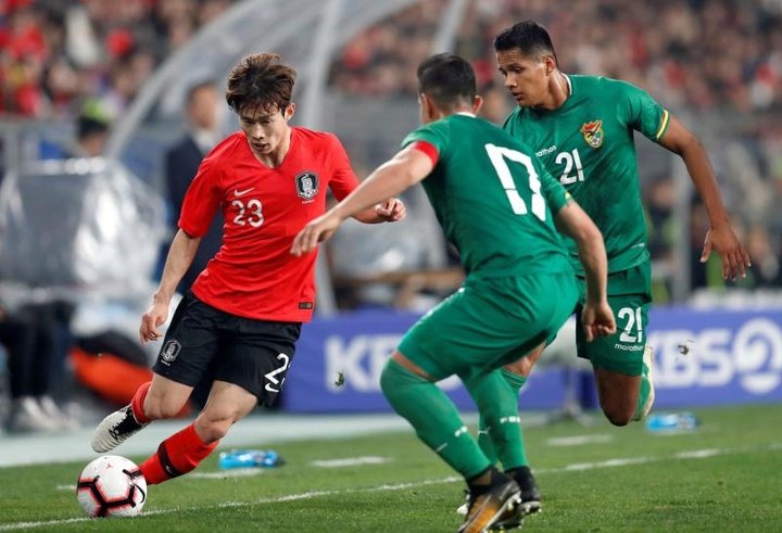 Bolivia, buena cara y derrota ajustada y al final ante Corea del Sur