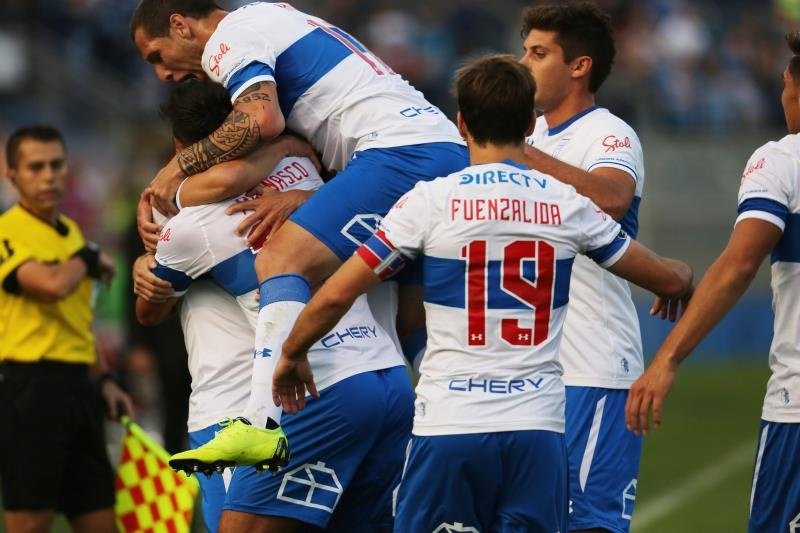 La Católica pasa la prueba frente a Palestino y La Calera pincha
