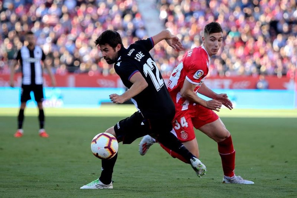 El Levante certificó la permanencia en Primera División en Girona. EFE