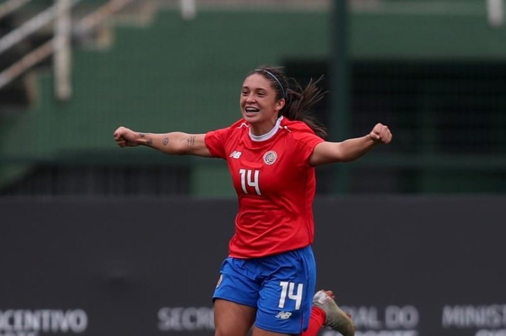 Costa Rica inició el camino hacia Tokio con victoria. EFE