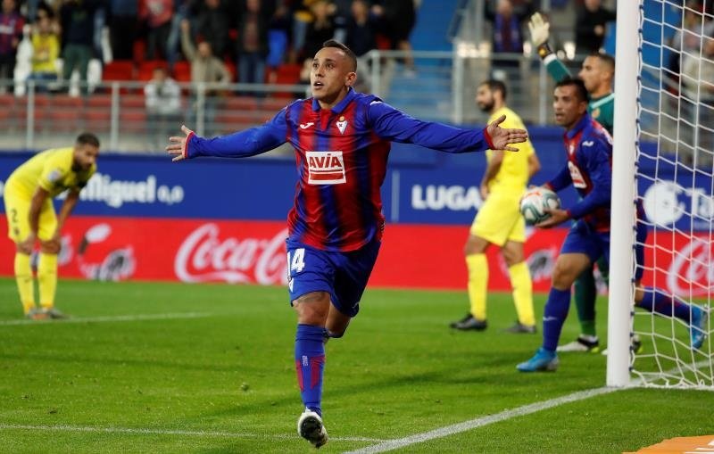 Orellana relanza al Eibar con su fútbol. EFE