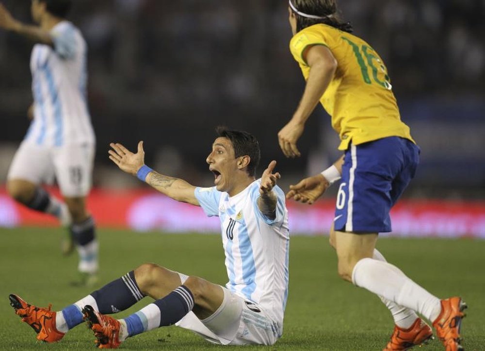 Argentina quiere cambiar la tendencia ante Brasil. EFE