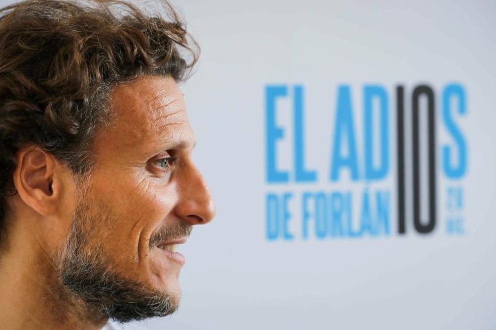 Forlán fue designado como nuevo técnico de Peñarol. EFE