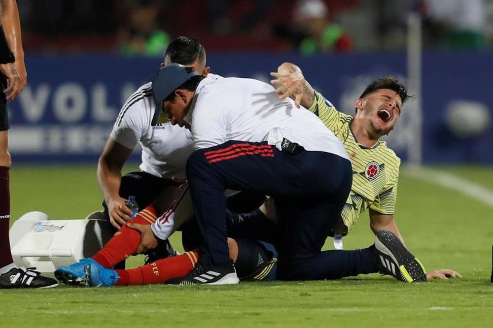 La Federación Colombiana ya informó al América del alcance de la lesión de Benedetti. EFE