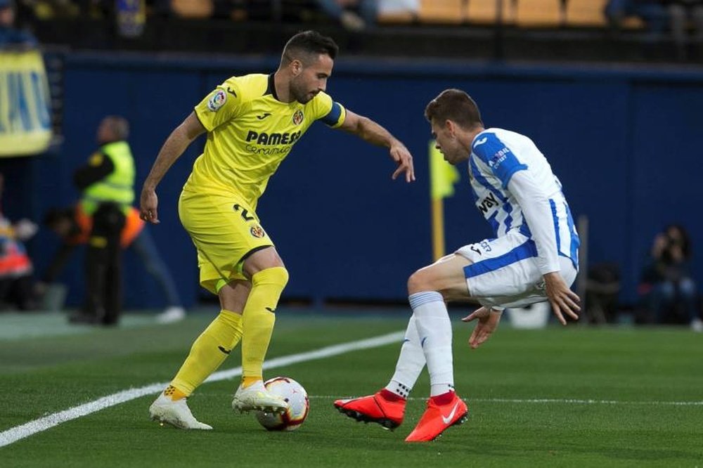 Mario Gaspar tendrá que jugar con una protección. EFE