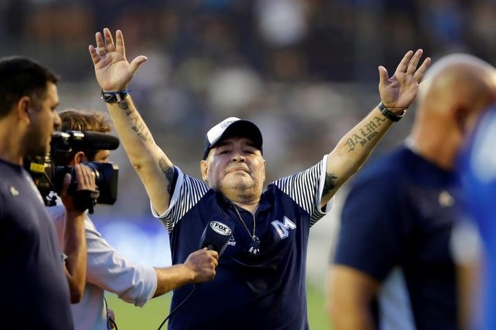 Gimnasia y Maradona se aferran al milagro