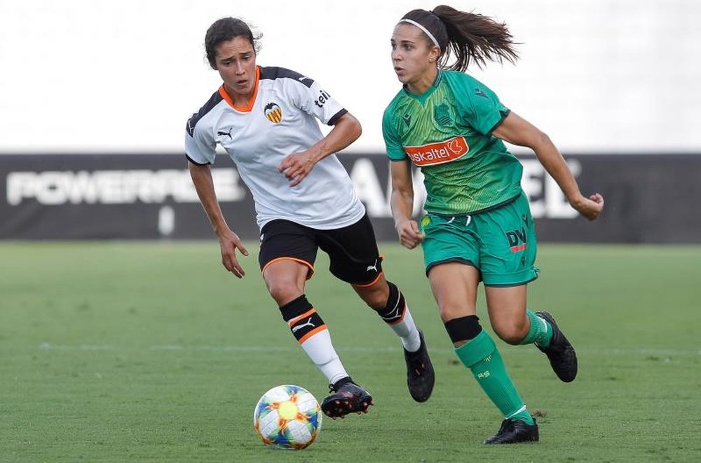 Mónica Flores fichó por el Valencia en 2018. EFE