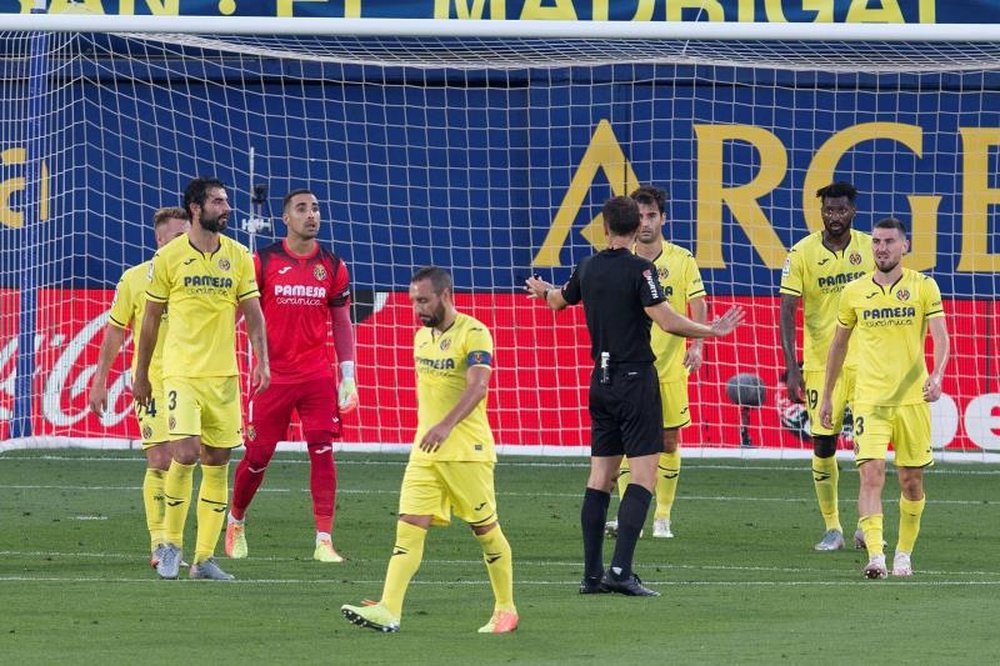 Pau Torres resaltó la importancia del gol por el golaveraje. EFE