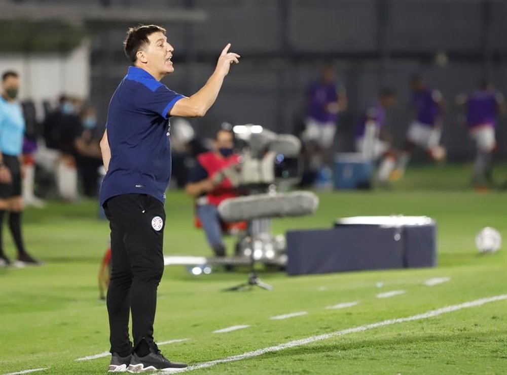 Berizzo lamentó el empate final de Perú ante Paraguay. EFE/Nathalia Aguilar