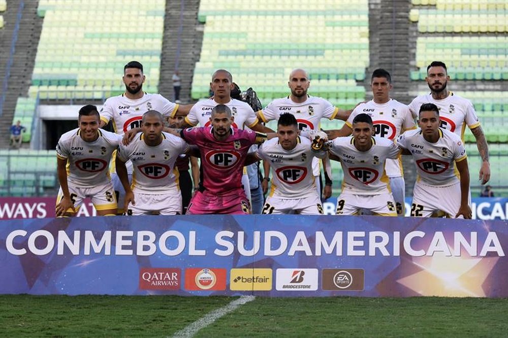 Coquimbo golea y avanza a octavos de la Sudamericana. EFE