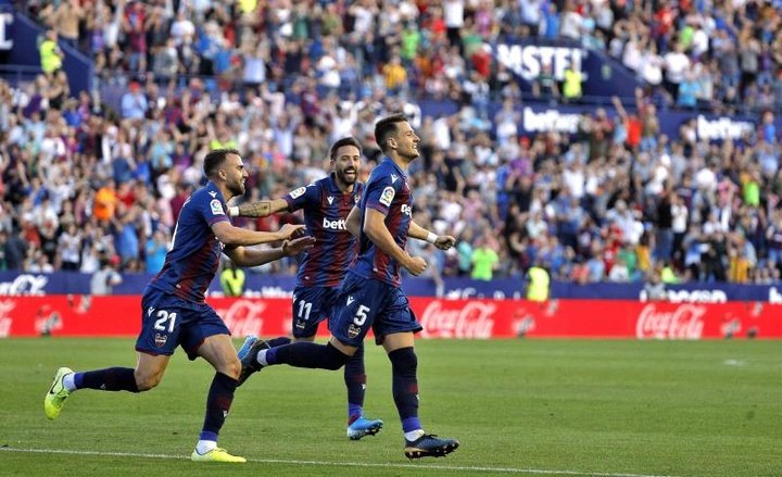 Los dos únicos jugadores del Levante que ganaron en el Camp Nou